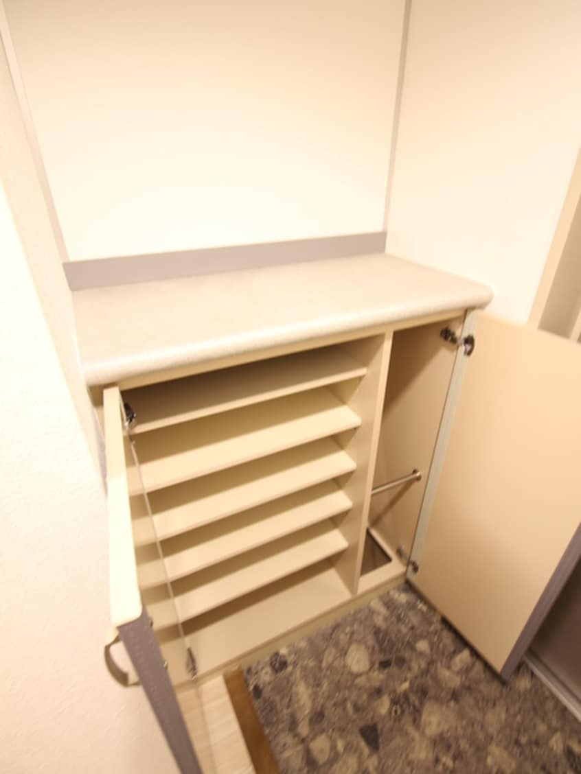 靴箱 パルナシアン戸塚（６０１）