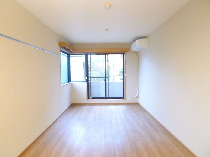 内観写真 ＡＰＲＩＣＯＴ　ＨＯＵＳＥ