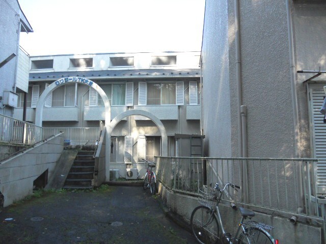 エントランス部分 ハイツ井上２