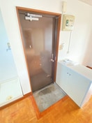 玄関 ちば家ビル