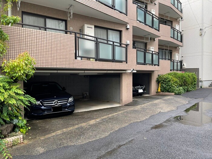 駐車場 ホ－ムズ駒沢公園