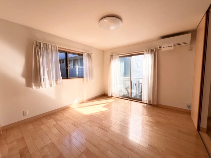 居室 梶原口戸建