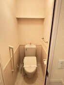 トイレ ＧＲＡＮＤ　ＣＨＡＲＩＯＴ