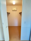 収納 ＧＲＡＮＤ　ＣＨＡＲＩＯＴ