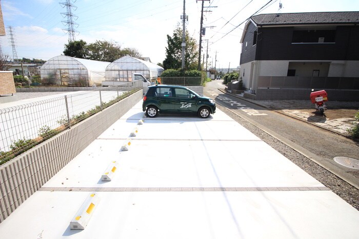 駐車場 デュラカーサルシア川和Ⅰ