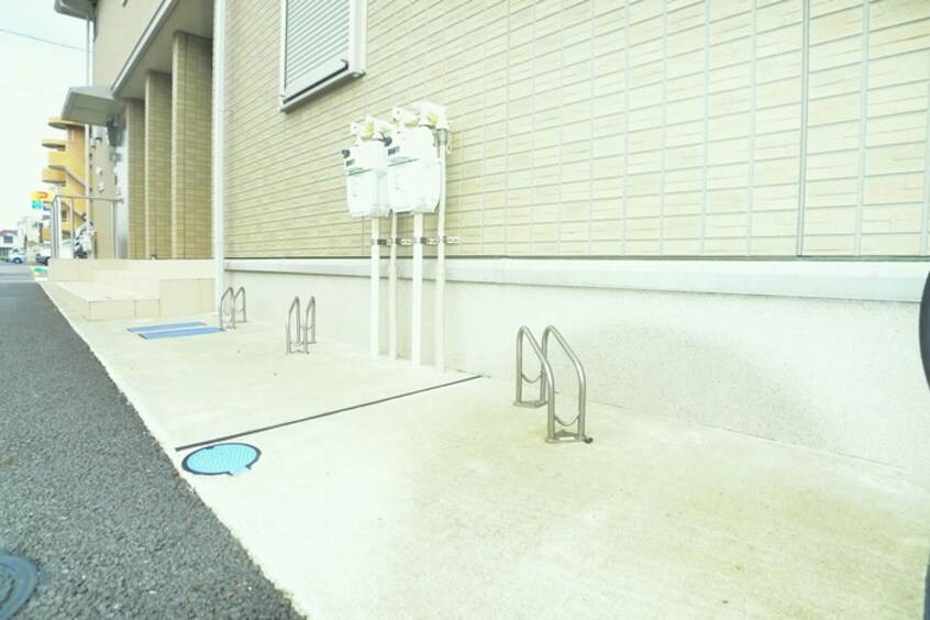 駐輪場 メルヴェーユ