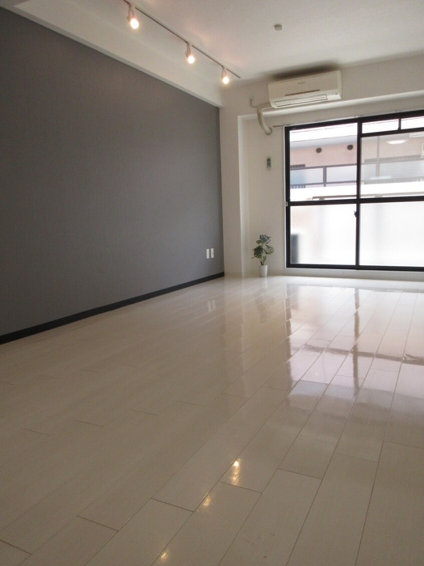 居室 ハピネス飯田５号館