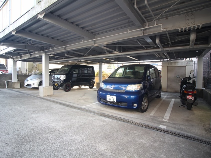 駐車場 レモンハウス多摩川