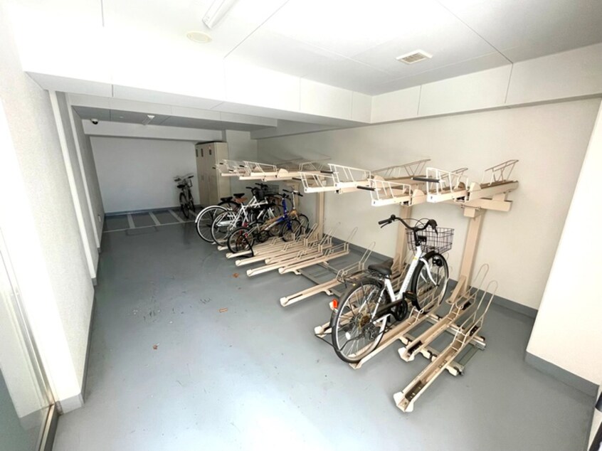 駐輪場 コードテラス東日本橋
