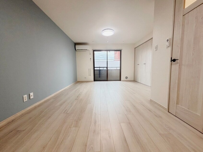 居室 ロイヤルヒルズ