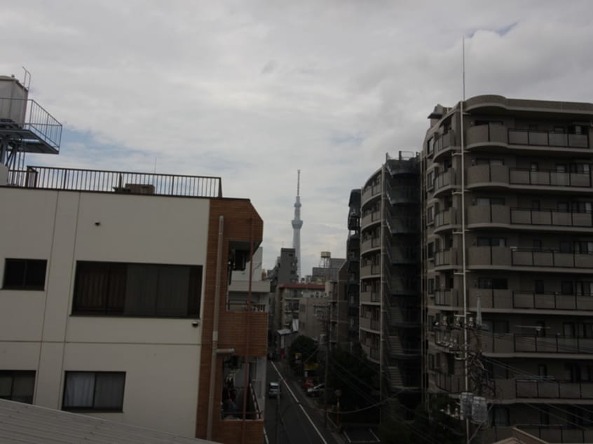 室内からの展望 ロイヤルヒルズ