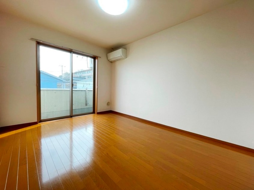 居室 Ｔｏｗｎ　ｃｏａｔ柳沢