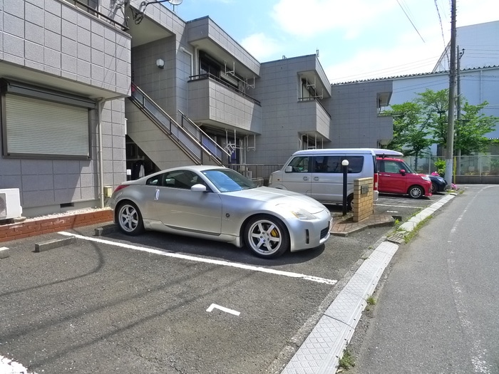 駐車場 ファミリーハイツ