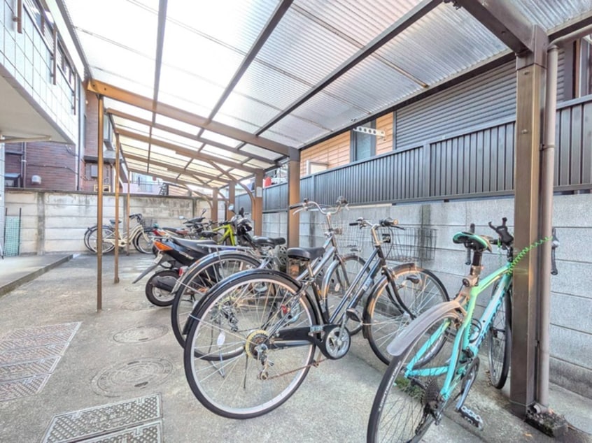 駐輪場 メゾンＫ
