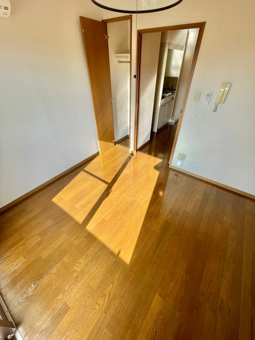 居室 フラットグリーン