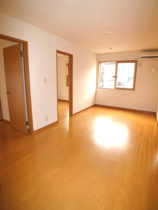 内観写真 ＢＬＵＥ　ＭＯＯＮ