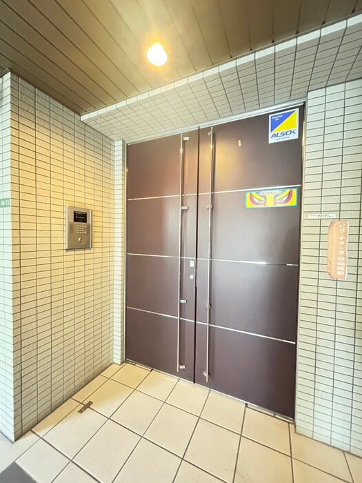 エントランス部分 フォ－トレス文京