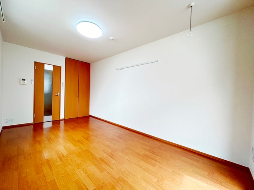 居室 ベリ－コ－ト