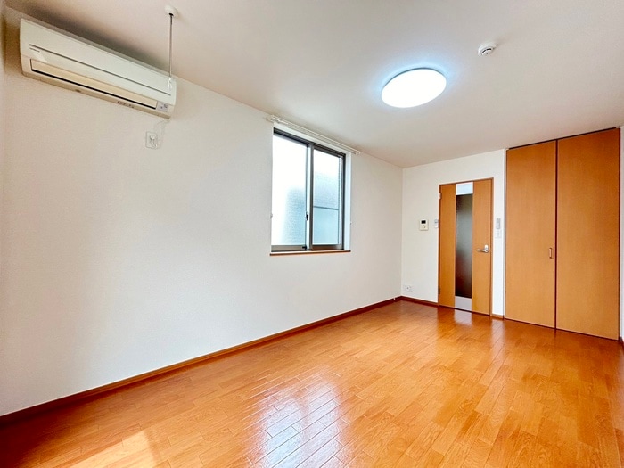 居室 ベリ－コ－ト