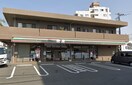 セブン西東京南町１丁目店(コンビニ)まで374m タウンコートヤギサワ