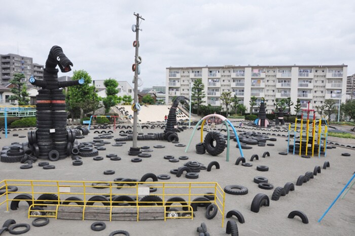 タイヤ公園(公園)まで610m 第二末広荘