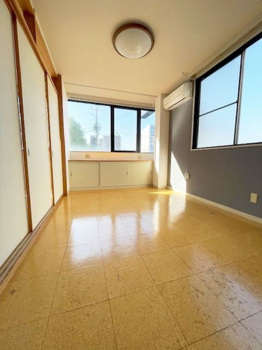 居室 ひかりビル