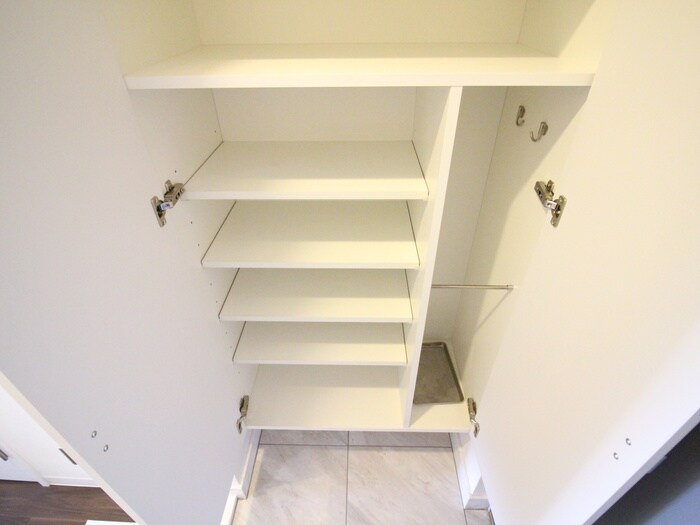 靴箱 レジディア笹塚Ⅱ