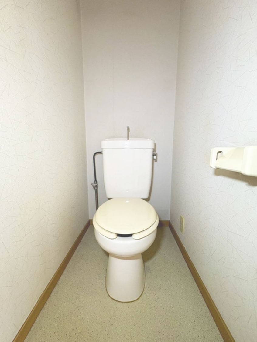 トイレ ラ・バレ－ル－ジュ