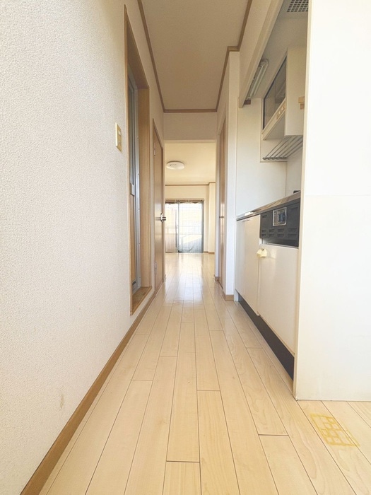 廊下 ラ・バレ－ル－ジュ