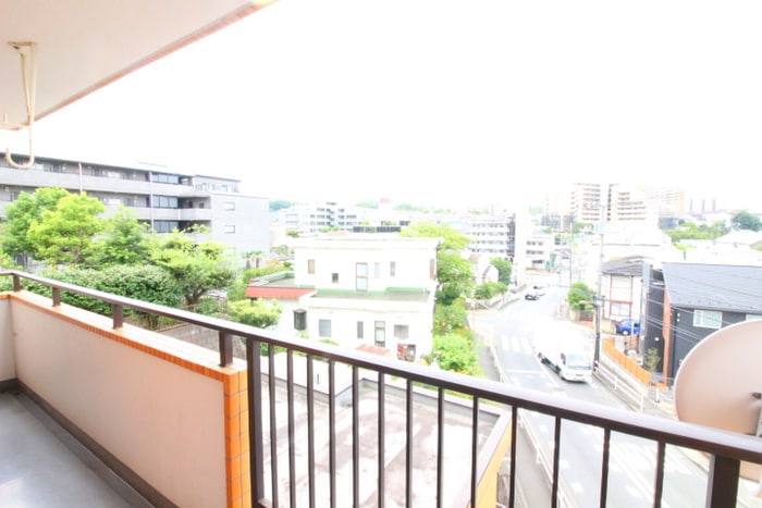 室内からの展望 マウンテンハイツ永山