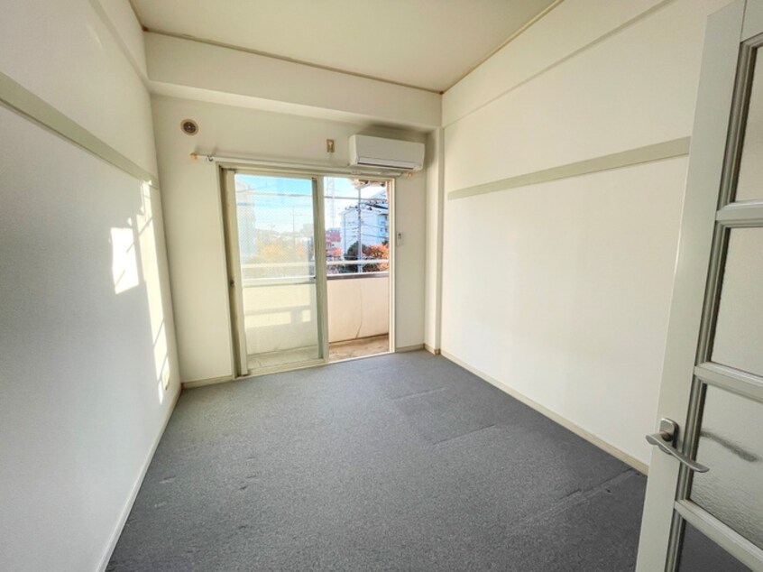 内観写真 サンタ・ムール