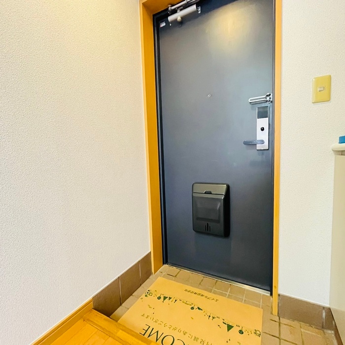 玄関 ラトールＹＹＡＴ