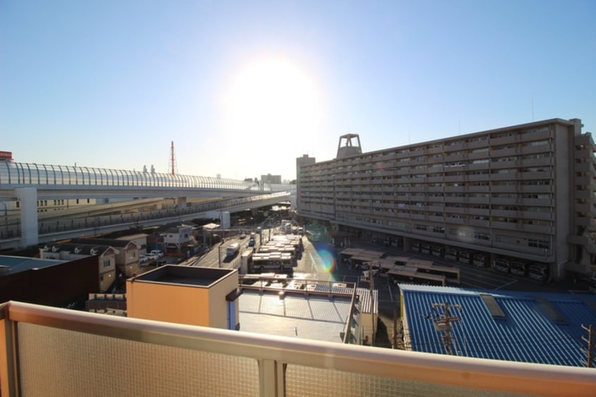 室内からの展望 ライオンズマンション生麦(705)