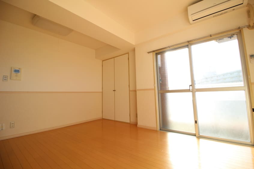 居室 ライオンズマンション生麦(705)