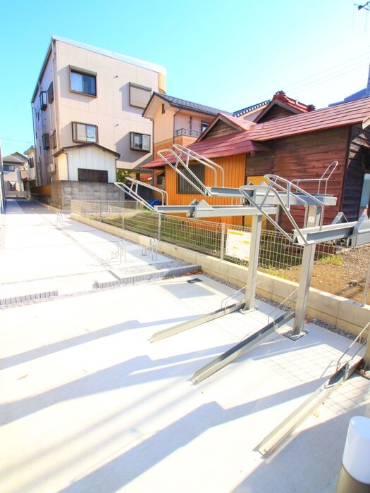駐輪場 ﾘｰﾌﾞﾙﾌｧｲﾝ新座大和田Ⅱ