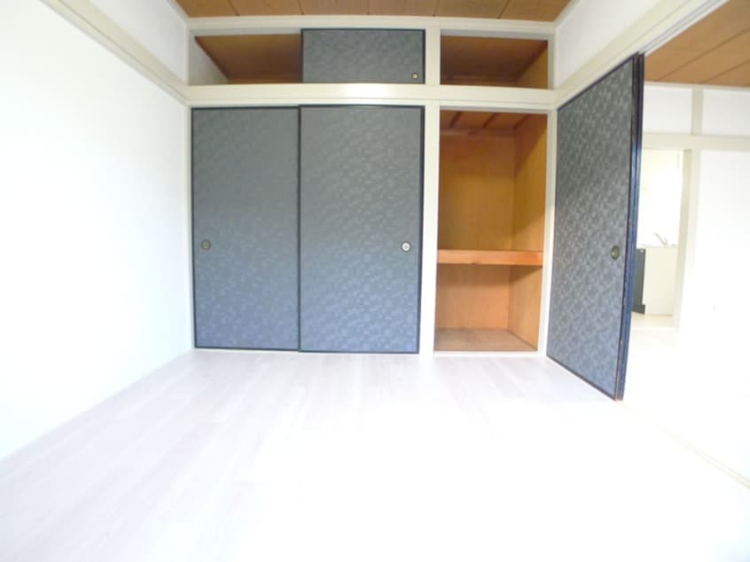 居室 第一ヒカリコ－ポ