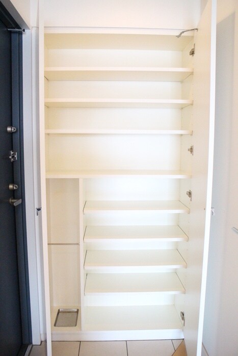 靴箱 エスティメゾン登戸