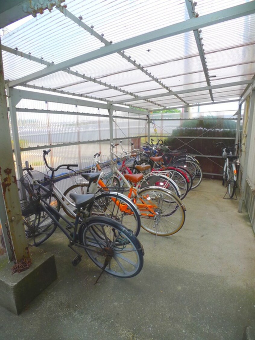 バイク置き場 コーポ安藤