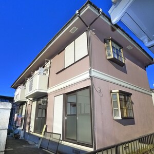ファミーユ初石