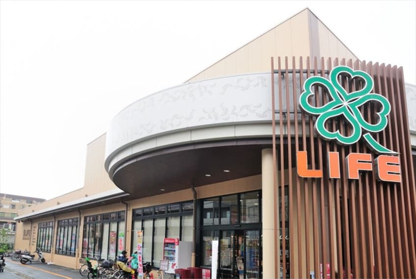 ライフ(スーパー)まで483m エスポワ－ル