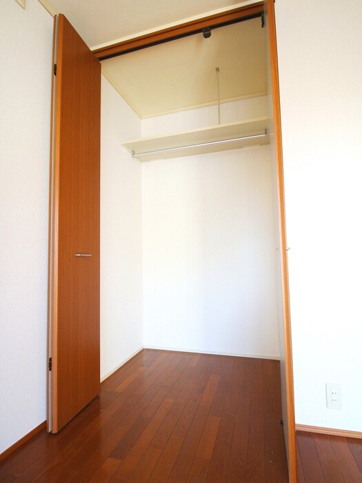 収納 アルストロメリアⅡ