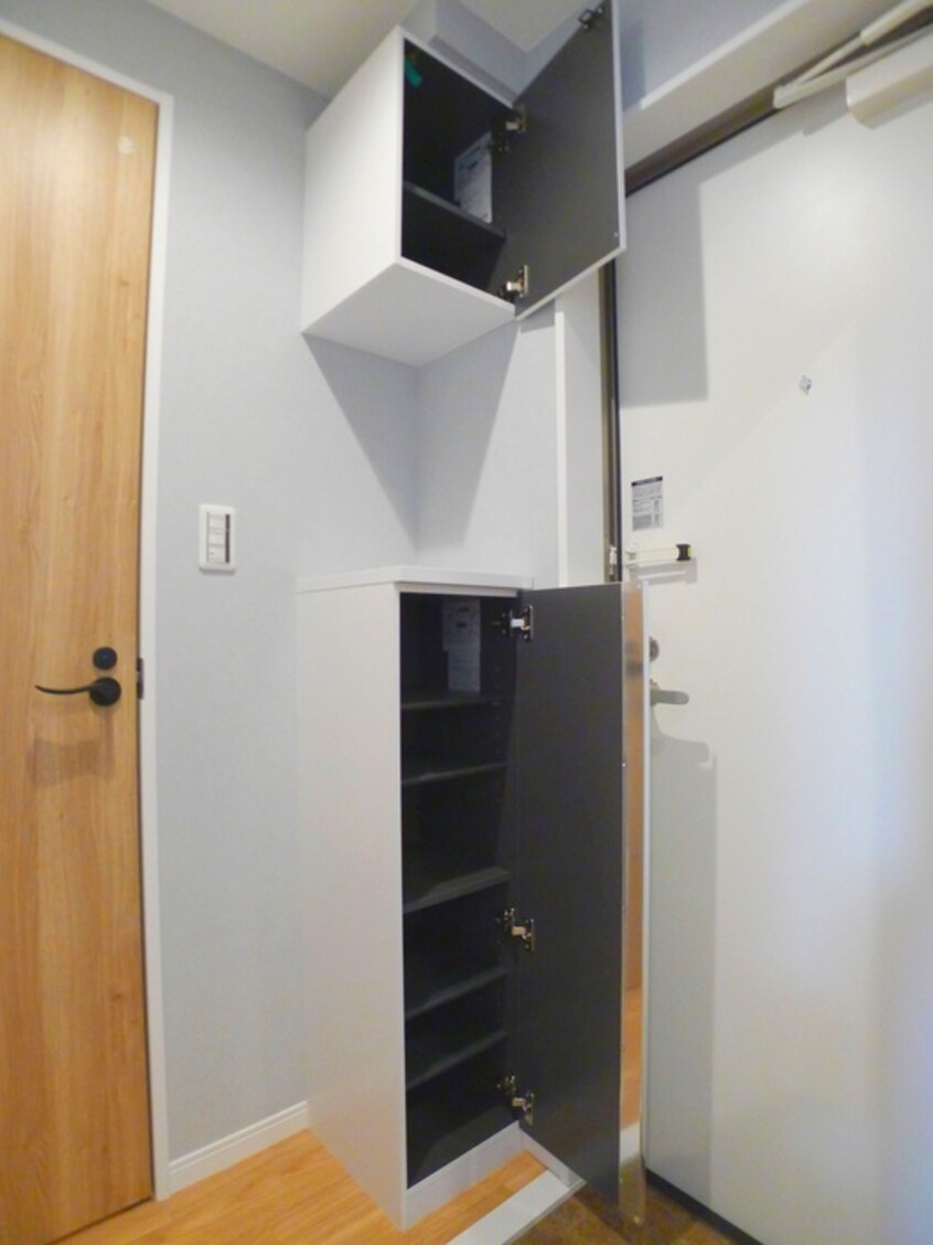 靴箱 トレンティーノ