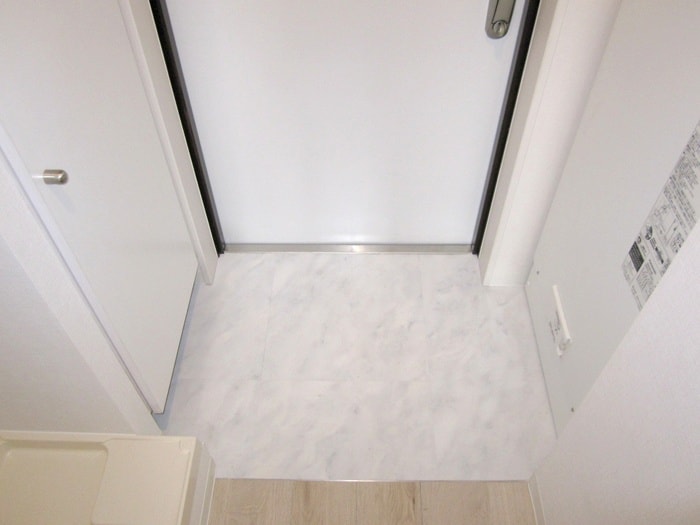 玄関 ファインライツ氷川台