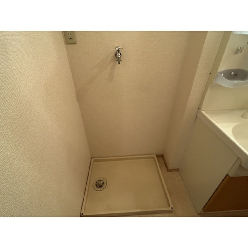 洗濯機置場 ロ－ズタウン小山