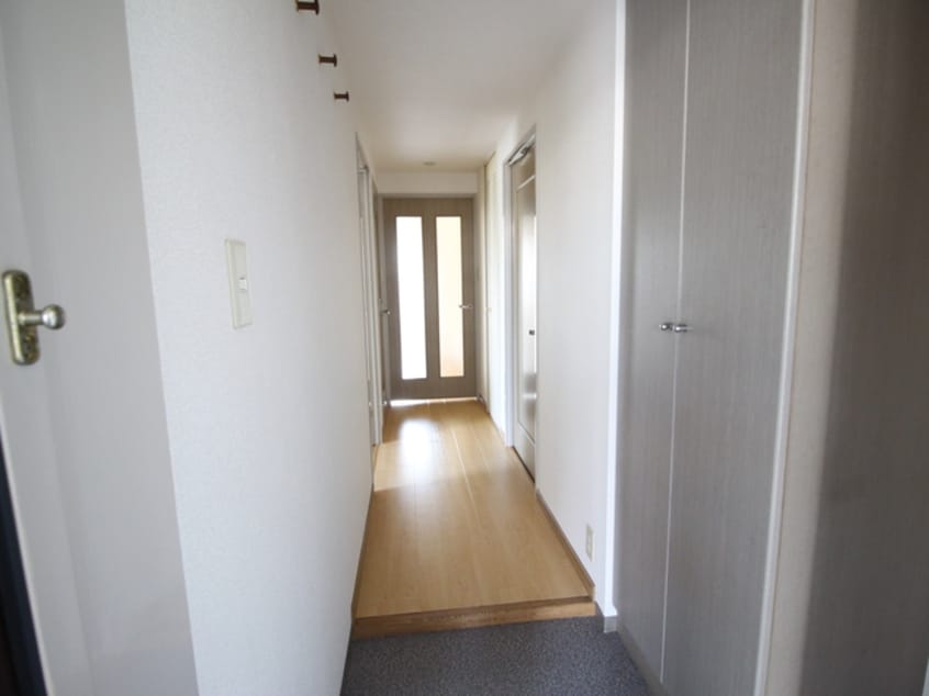 廊下 プレミ－ル富士