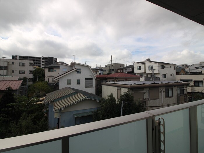 室内からの展望 サントリーニ横浜