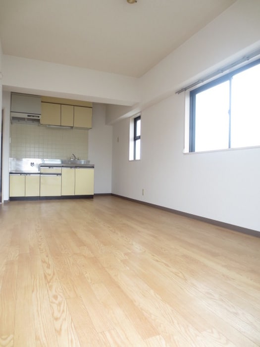 居室 ペルテいぶき野