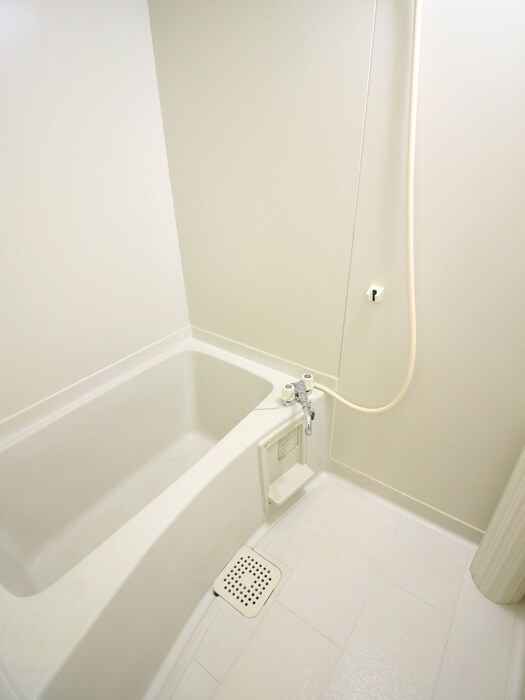 バス／シャワールーム等 リバ－サイド西城