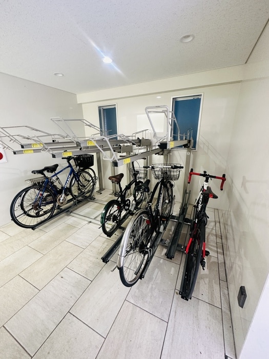 駐輪場 ＲＥＧＡＬＯ新御徒町