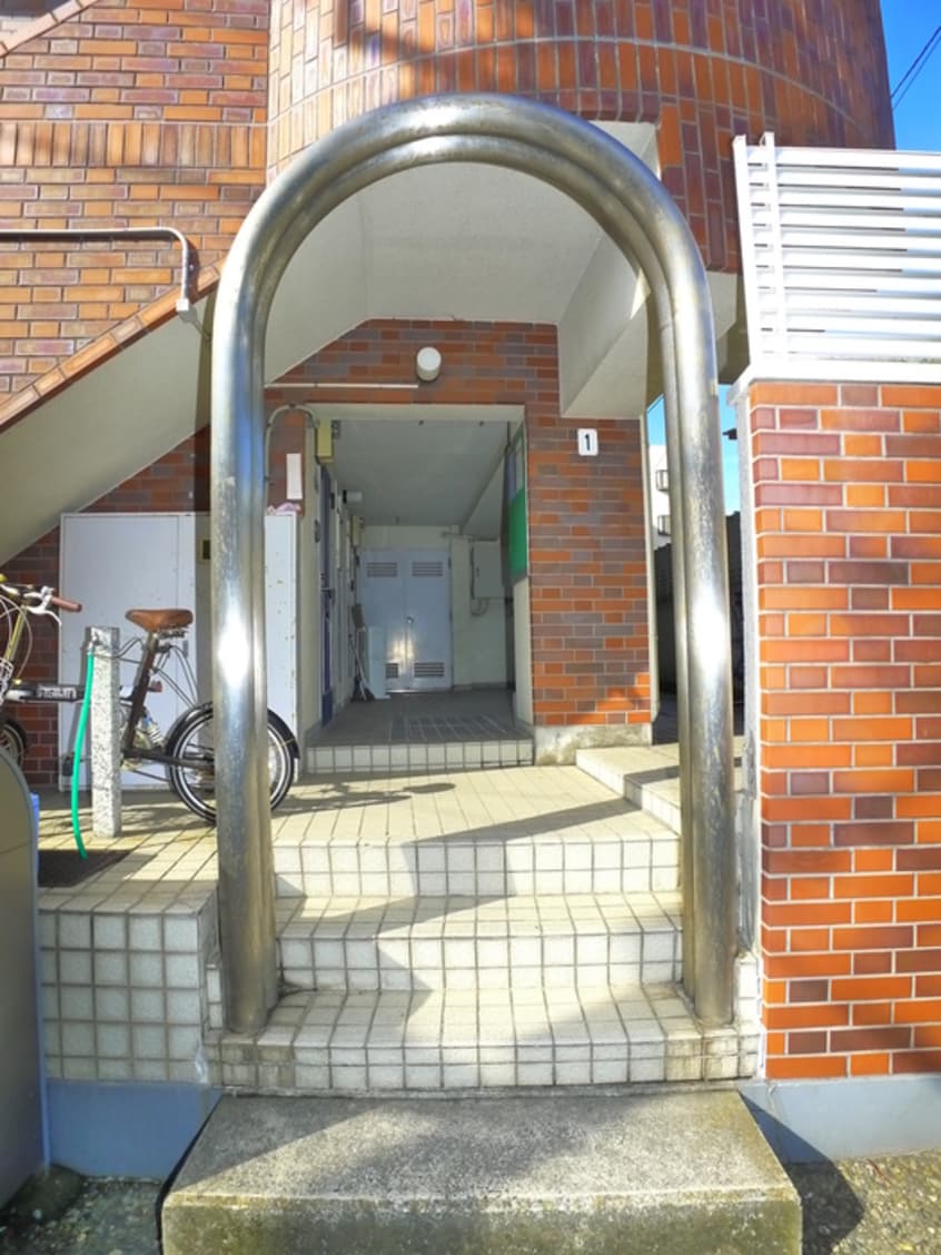 エントランス部分 オネスティ船橋壱番館